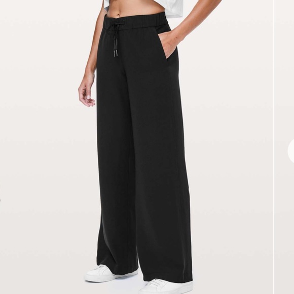 On the Fly Wide Leg - Picture 3 of 3